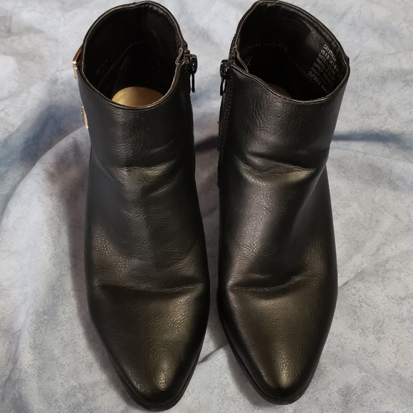 Just Fab black faux leather booties - Picture 4 of 6